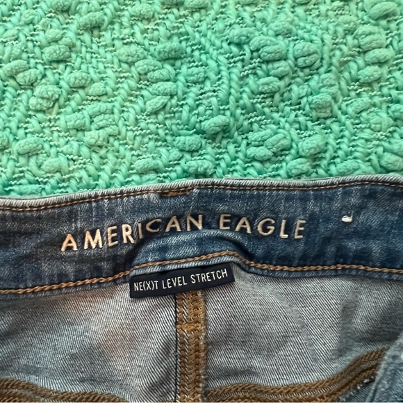 American Eagle Distressed Skinny Jeans - Picture 3 of 4